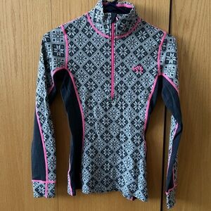 Kari Traa half zip first layer top, 100% Merino Wool. Excellent condition